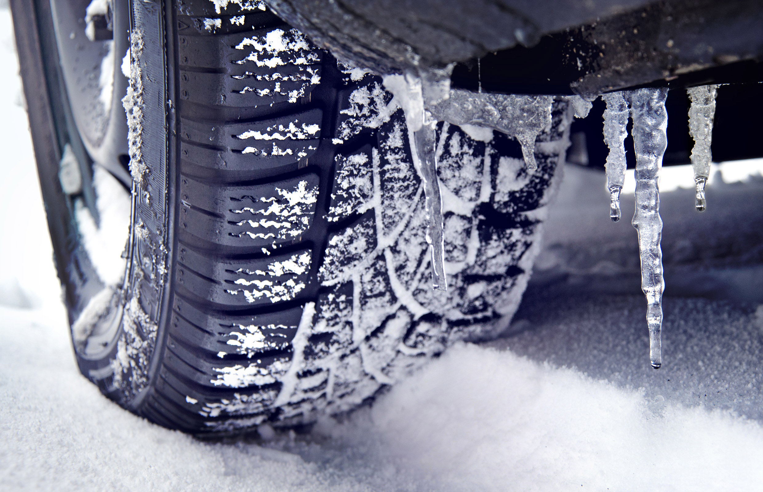 In an effort to inform our Ontario clients, we have outlined the two major questions surrounding the winter tire discount for your reference. 