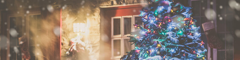 Tis the Season to Install Christmas Lights Safely, Youngs Insurance, Ontario