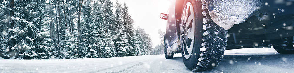 Four Essential Winter Car Accessories, Youngs Insurance, Ontario